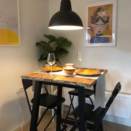 Holiday home Heerlijk Vakantiehuisje In